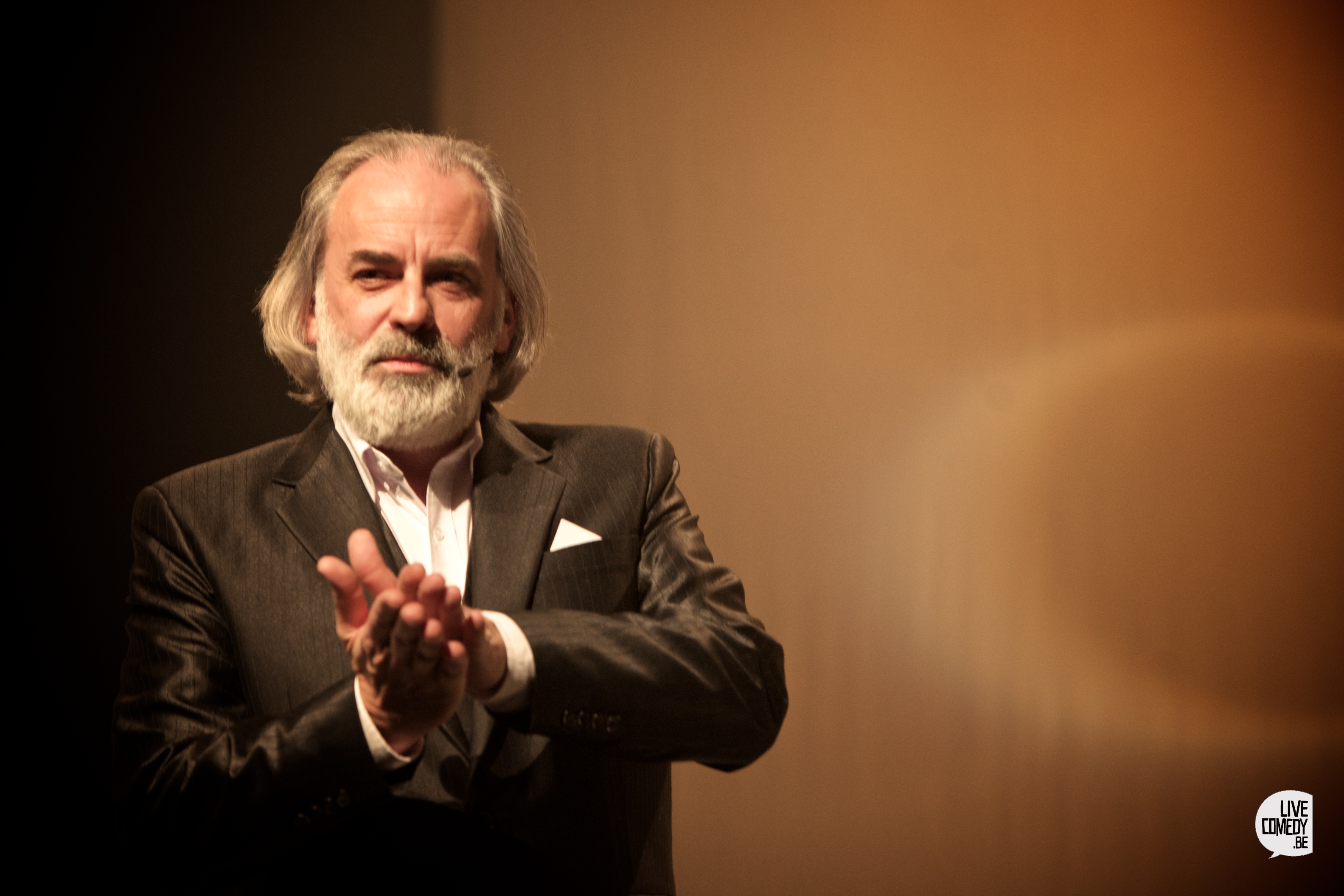 Gil Ctrl (c) Tom Bertels 2 (1)