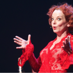 Schitterende première van Els de Schepper, en de reacties liegen er niet om!